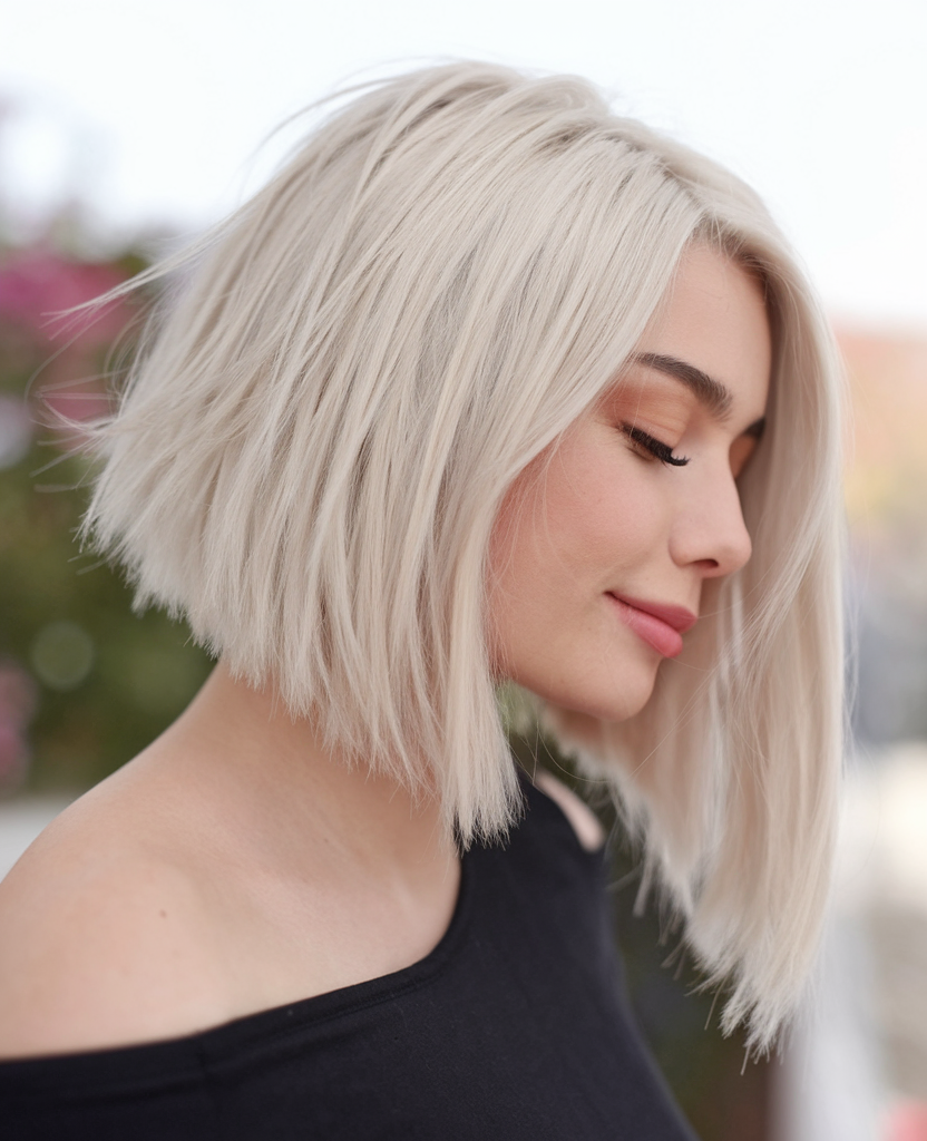 Angled Bob Haircuts 2025: Fresh Styles for Every Hair Type 20 Ideas