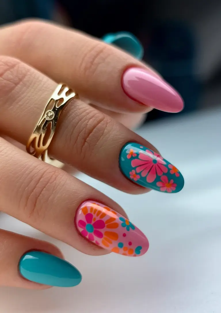 Nail Inspo for Summer 2025+Retro Daisy Mix on Summer Almonds