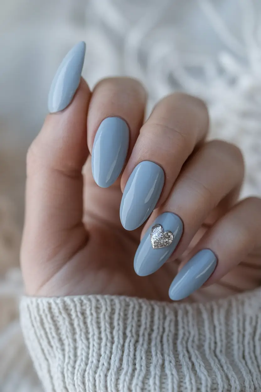 round summer nails Glazed Grey with Heart Accent