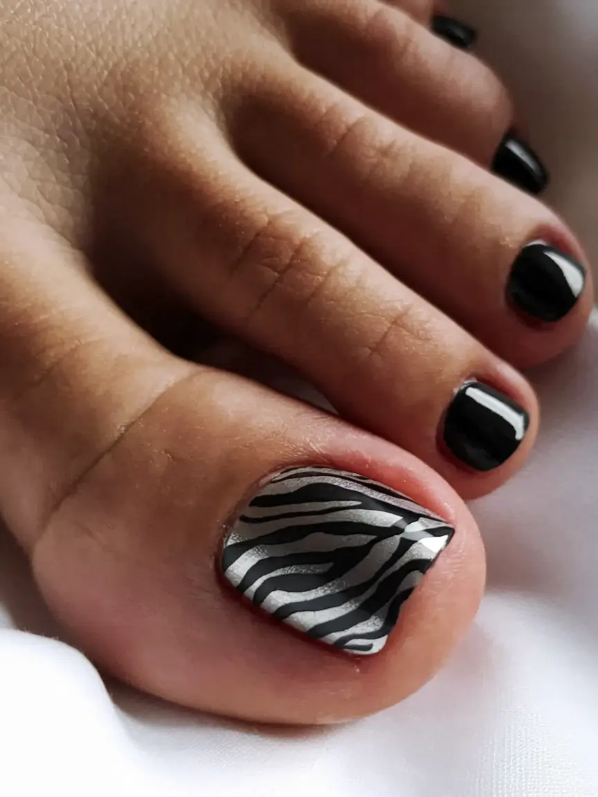 fall toe nail colors autumn pedicure Wild Monochrome Zebra