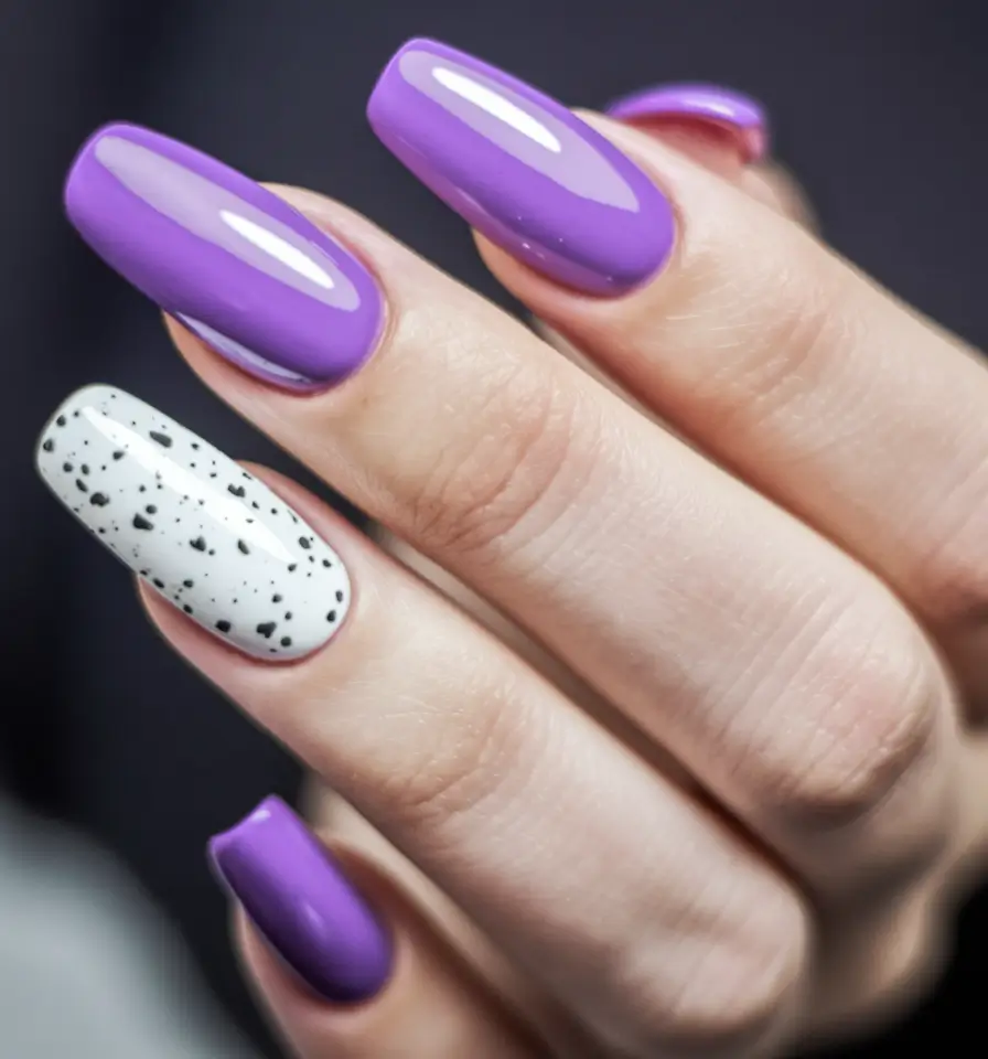 fall-acrylic-nails-ideas-Purple-Pop-with-Speckled-Accent