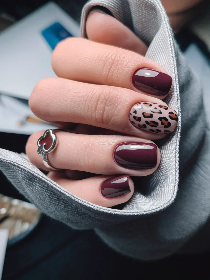 fall colors for nails 2025 Chic Leopard Accent