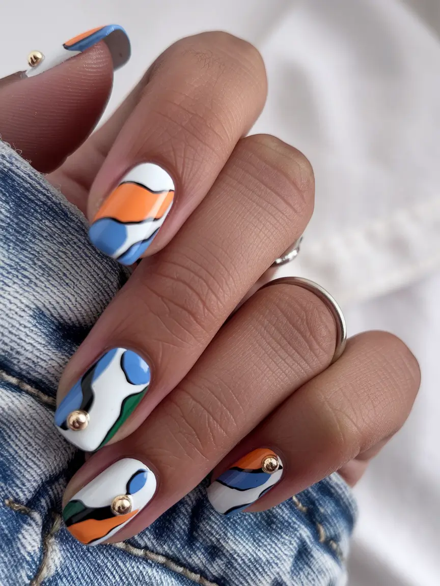 Top Short Fall Nail Trends 2025 Abstract Geometric Pop