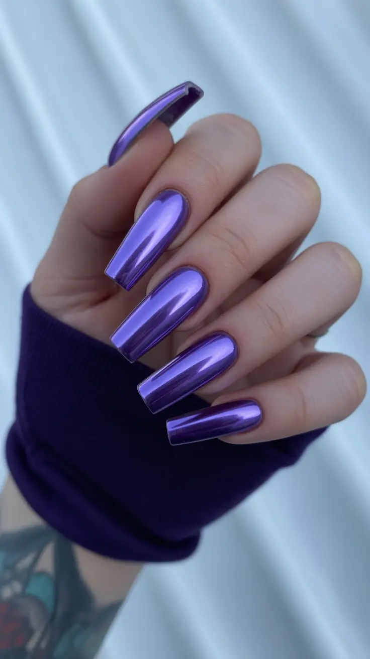 February-nails-designs-2026-Metallic-Violet-Mirror-Shine