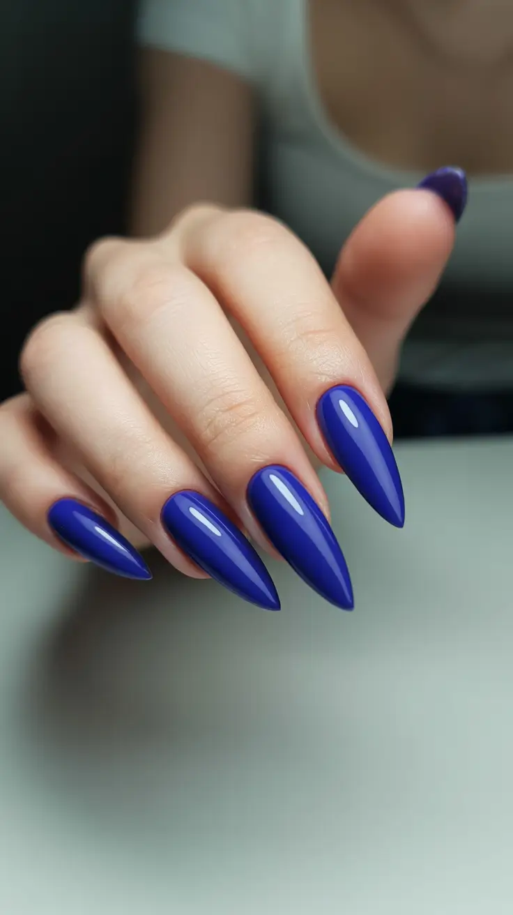 February-nails-designs-2026-Deep-Sapphire-Statement-Almonds